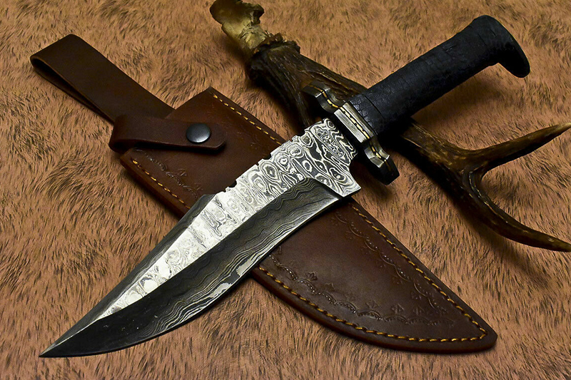Hunting knives