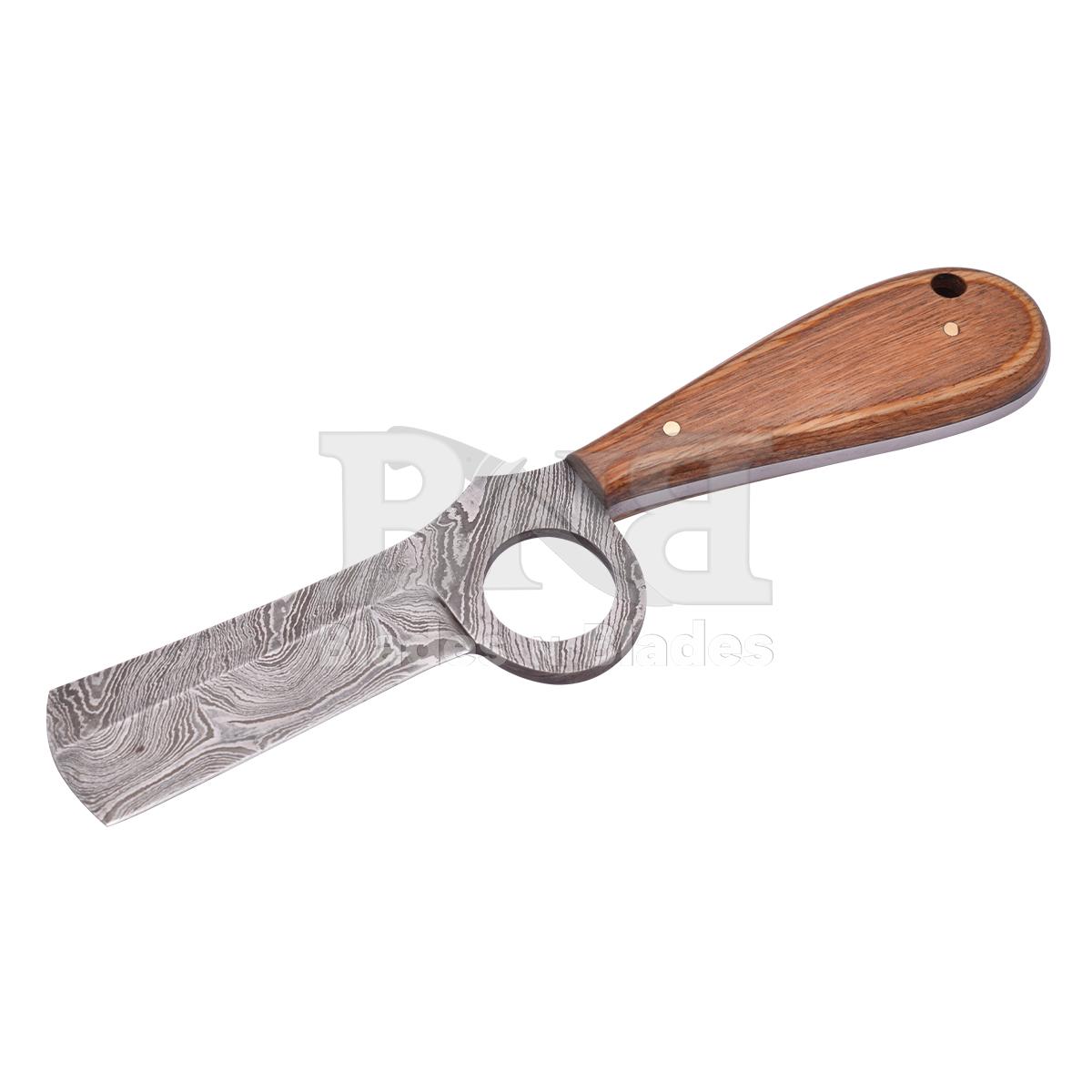 Twist Blade Pattern
Diffrent Colour Wood with Brass Handle