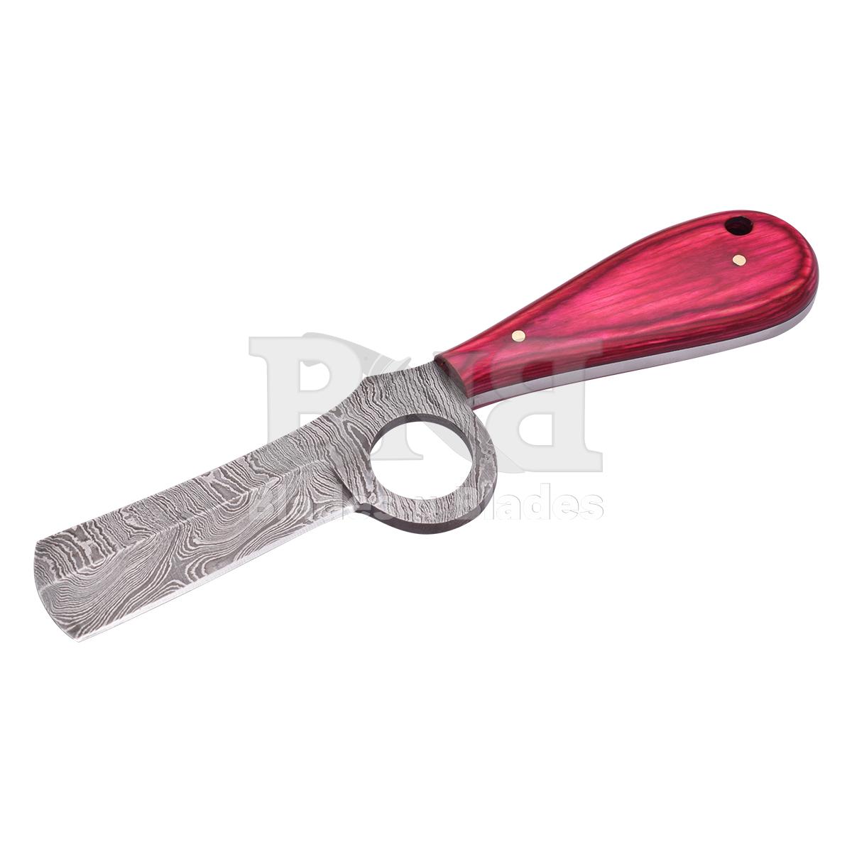 Twist Blade Pattern
Diffrent Colour Wood with Brass Handle