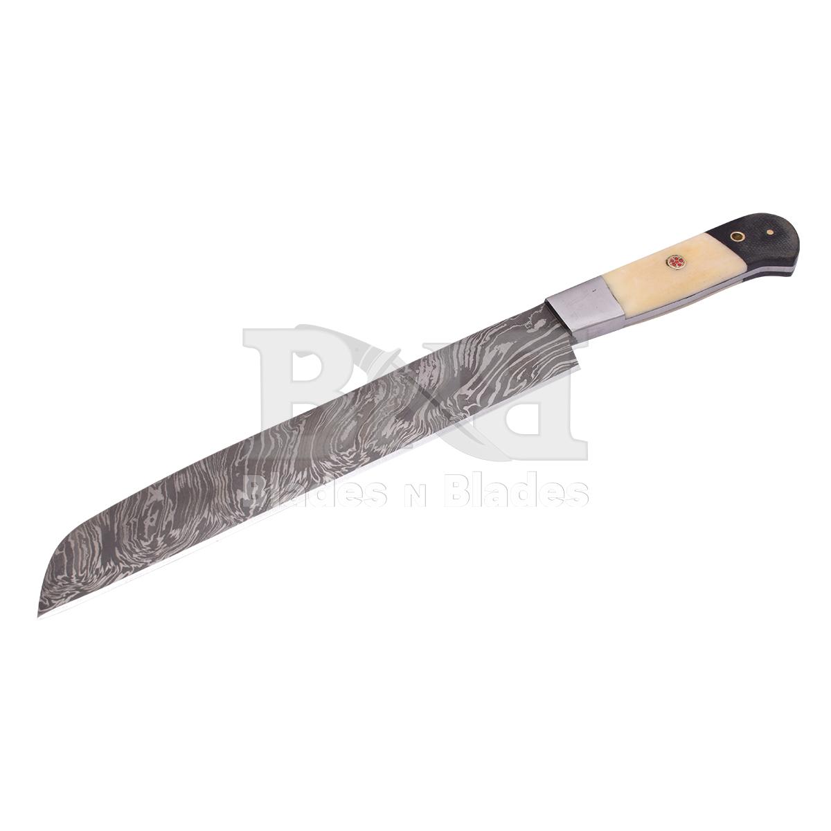 Fire Blade Pattern steel boster
White camel bone and black
micrta with brass pin and pipe