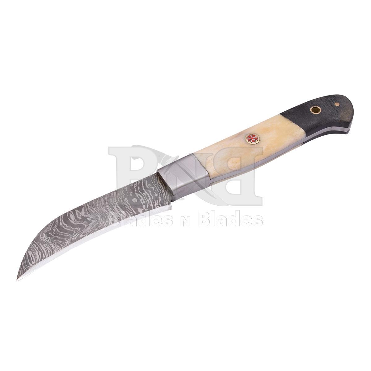 Fire Blade Pattern steel boster
White camel bone and black
micrta with brass pin and pipe