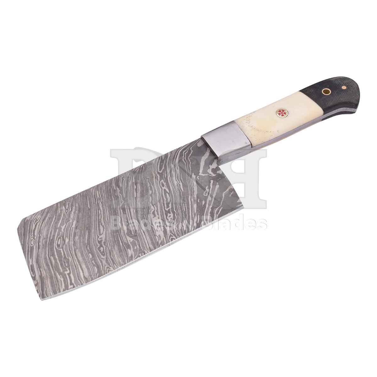 Fire Blade Pattern steel boster
White camel bone and black
micrta with brass pin and pipe