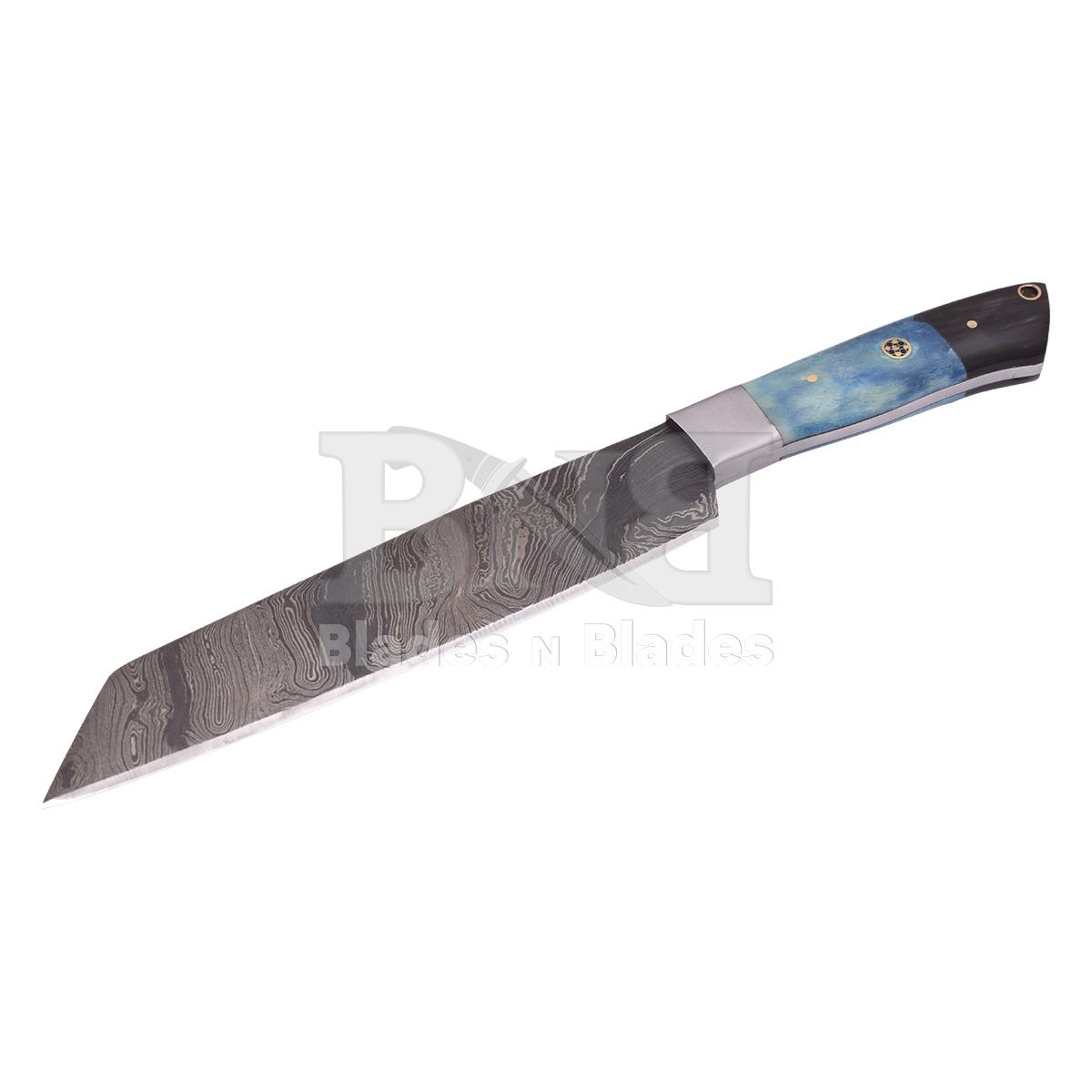 Twist Blade Pattern
Blue colour camel bone with black
Micrta with brass with micrta mean G10
