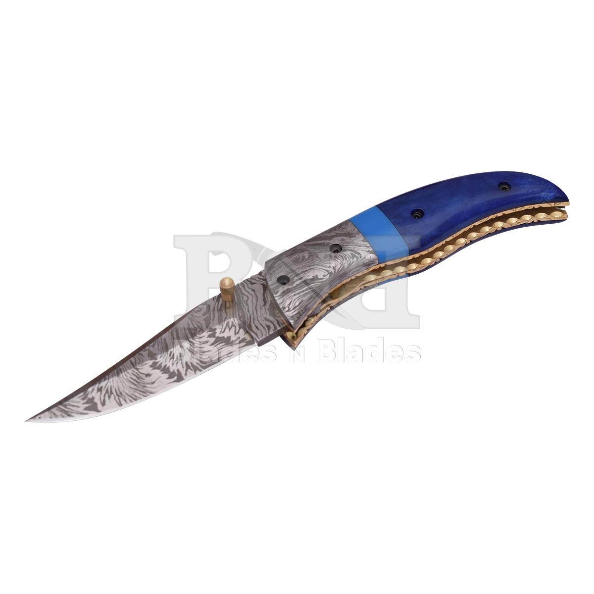Fire Pattern
Blue camel bone handle
with brass pin