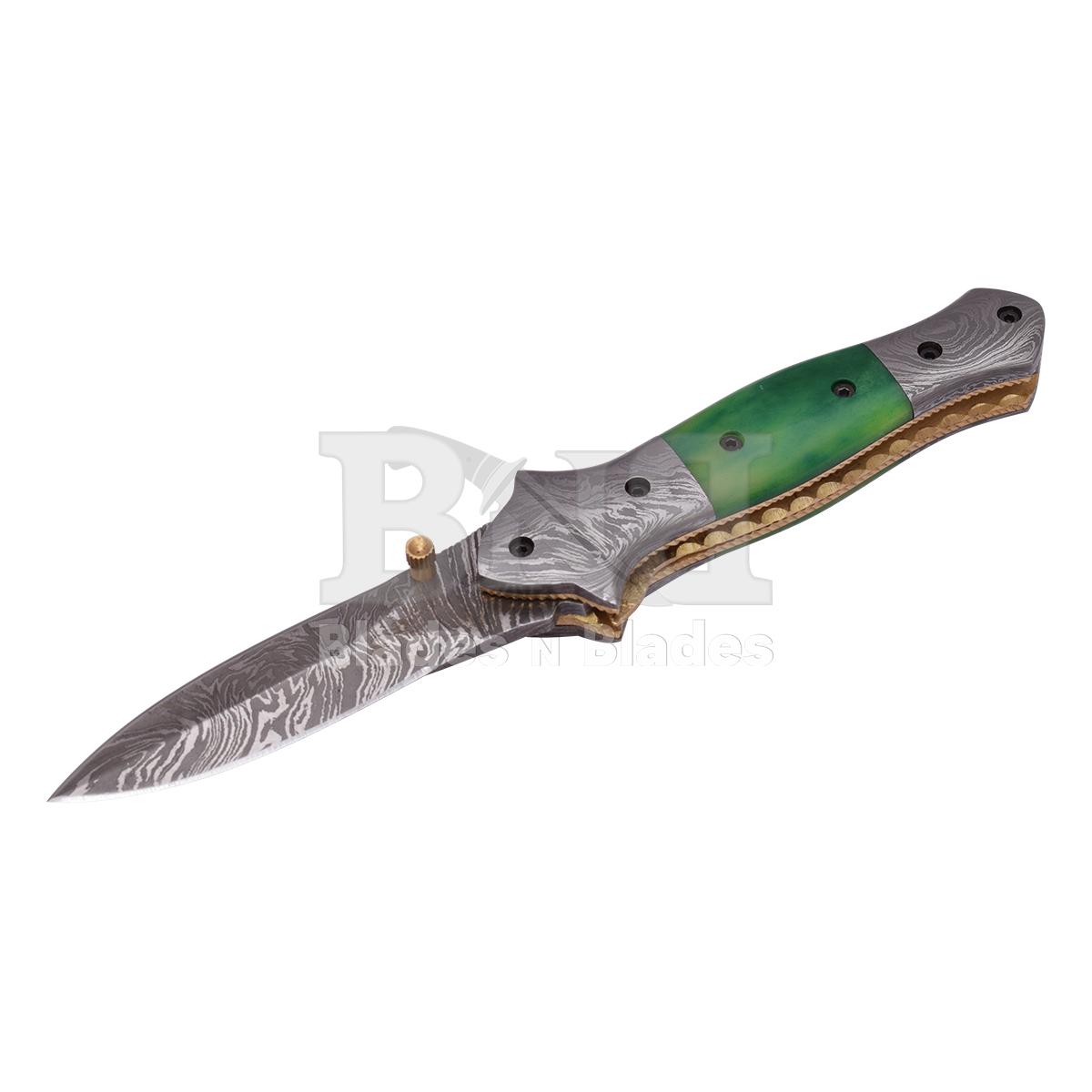 Fire Pattern
Green camel bone with
Damascus bester