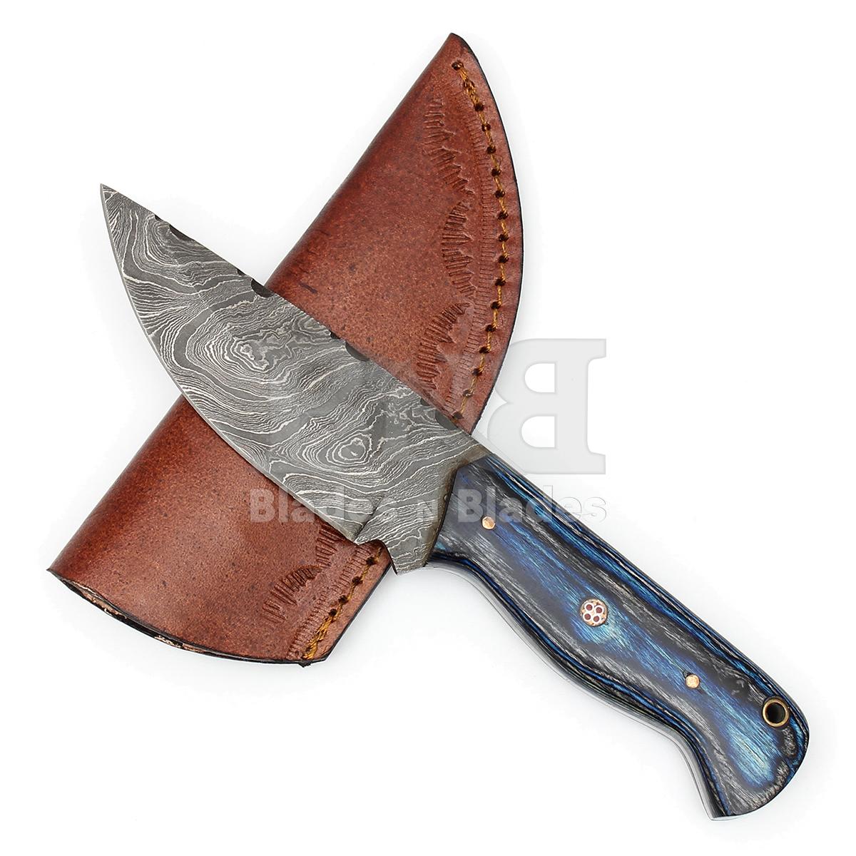 Twist Patt ern Blade
Full Tang With Filework
Blue Black Pakkawood