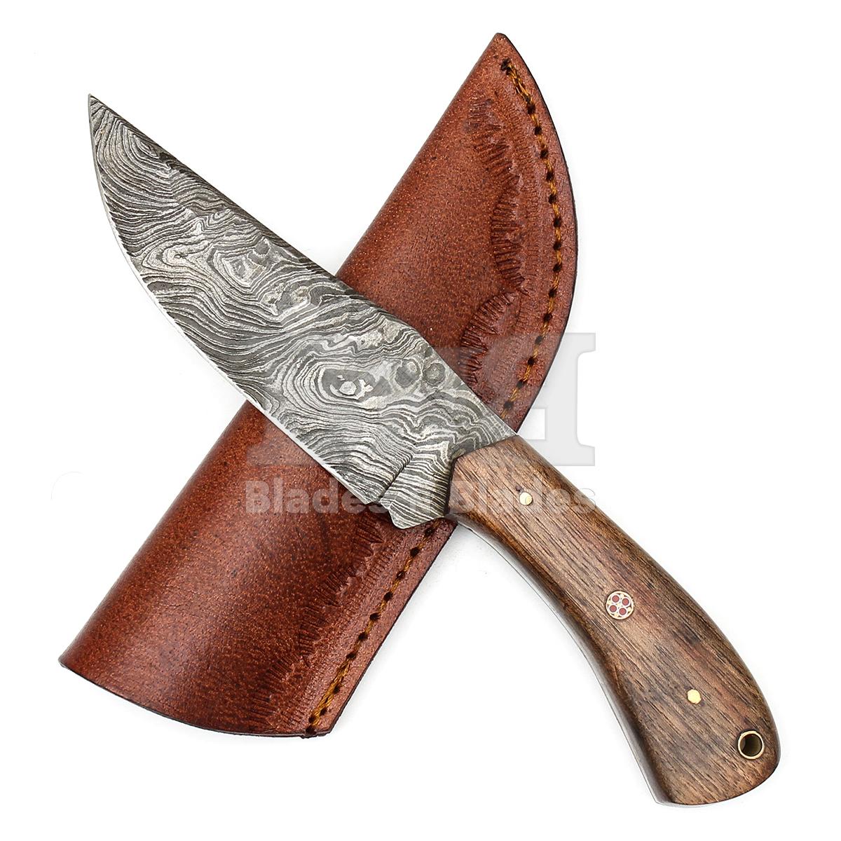 Twist Pattern Blade
Hammered Finish Full Tang 
With Filework Rosewood Handle