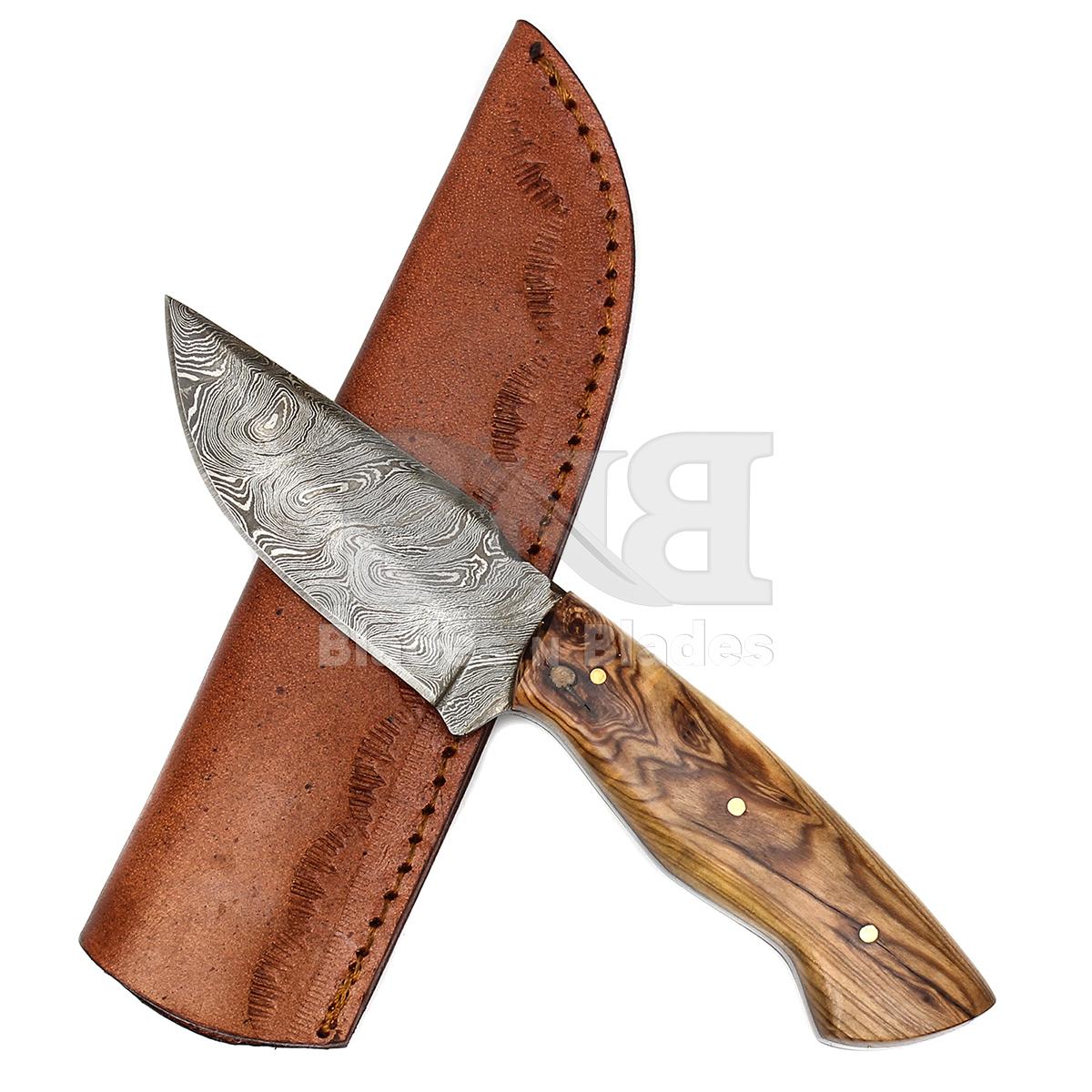 Twist Pattern Blade 
Full Tang with Filework
Olive Wood handle