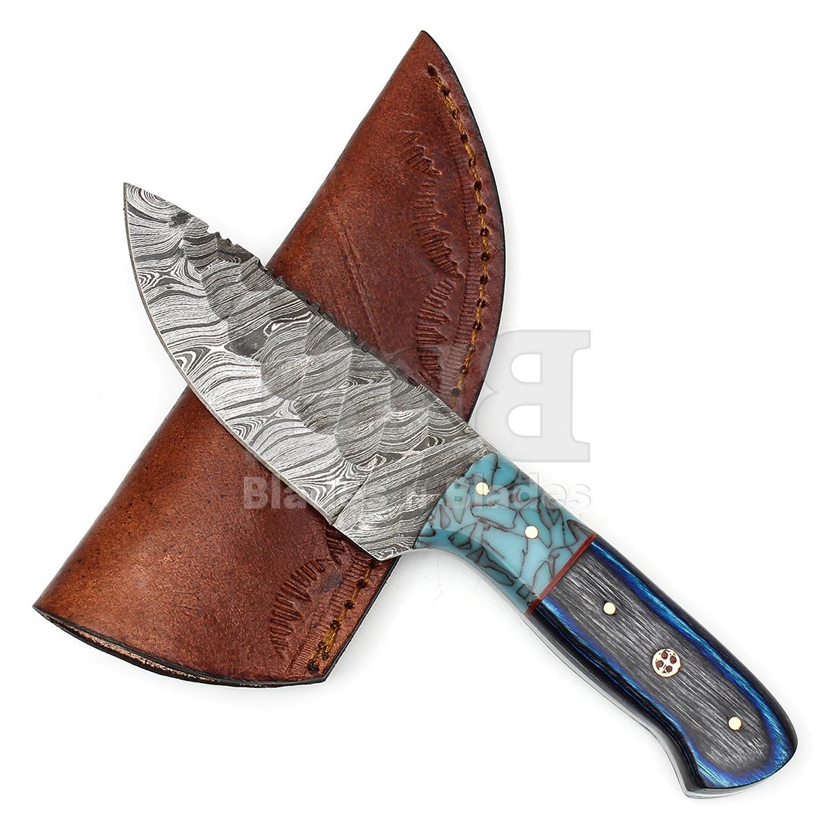Twist Pattern Blade
Hammered Finish Resin Bolster
Full Tang with Filework
Blue Black Pakkawood
Size 8"