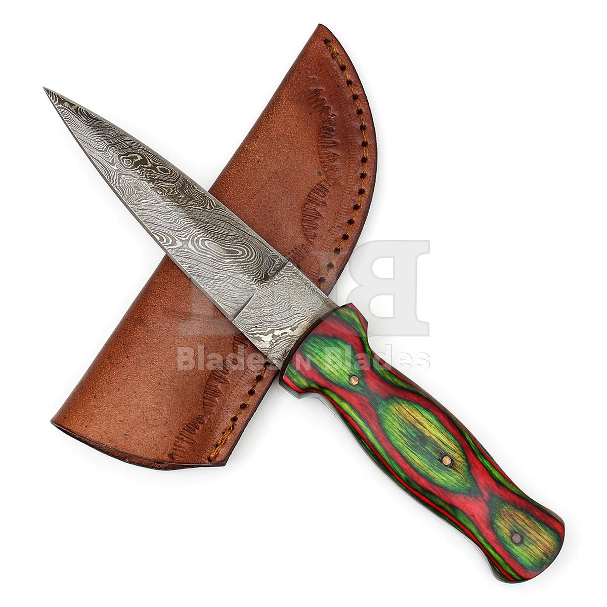 Twist Pattern Blade
Full Tang
Red Green Pakkawood