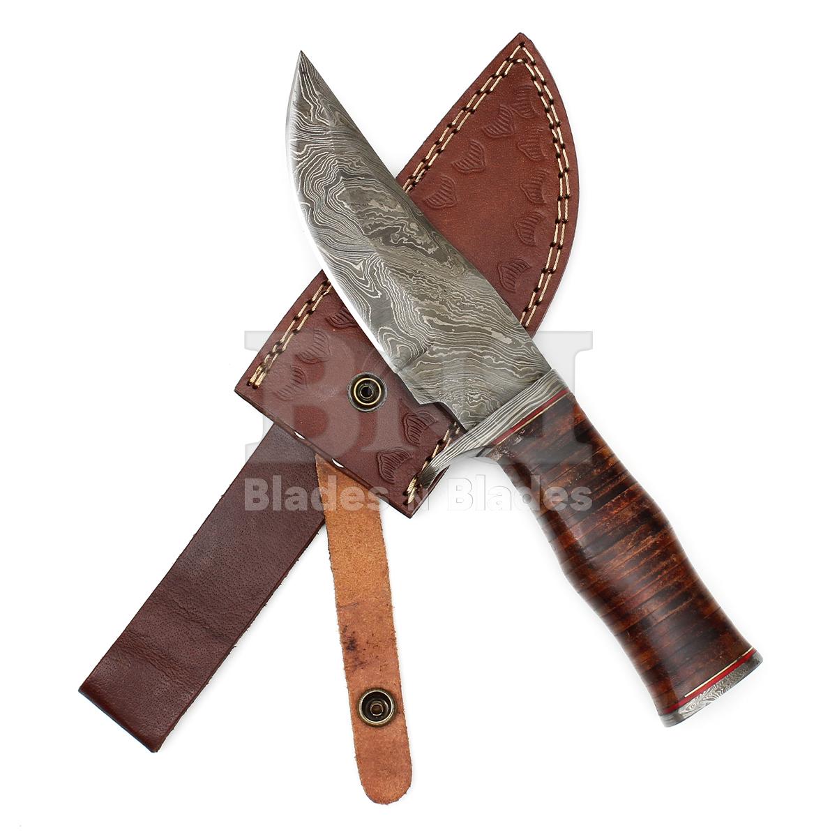 Twist Pattern Blade
Damascus Steel Guard
Leather Handle