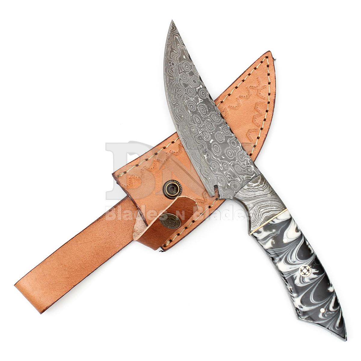 Raindrop Pattern Blade
Damascus Steel Bolster
Full tang Resin Handle