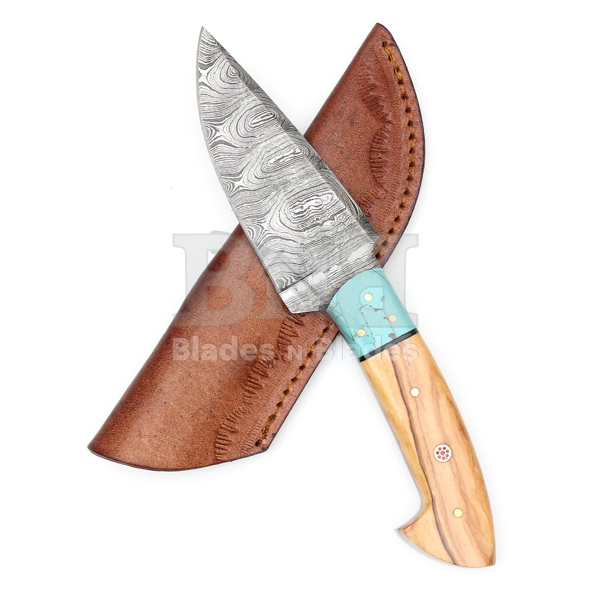 Twist Pattern Blade
Full Tang with Filework 
Olive wood handle
