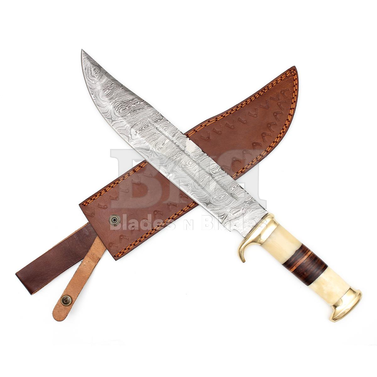 Twist Pattern Blade
with Brass Guard
Hidden Tang Camel Bone 
and Leather Handle