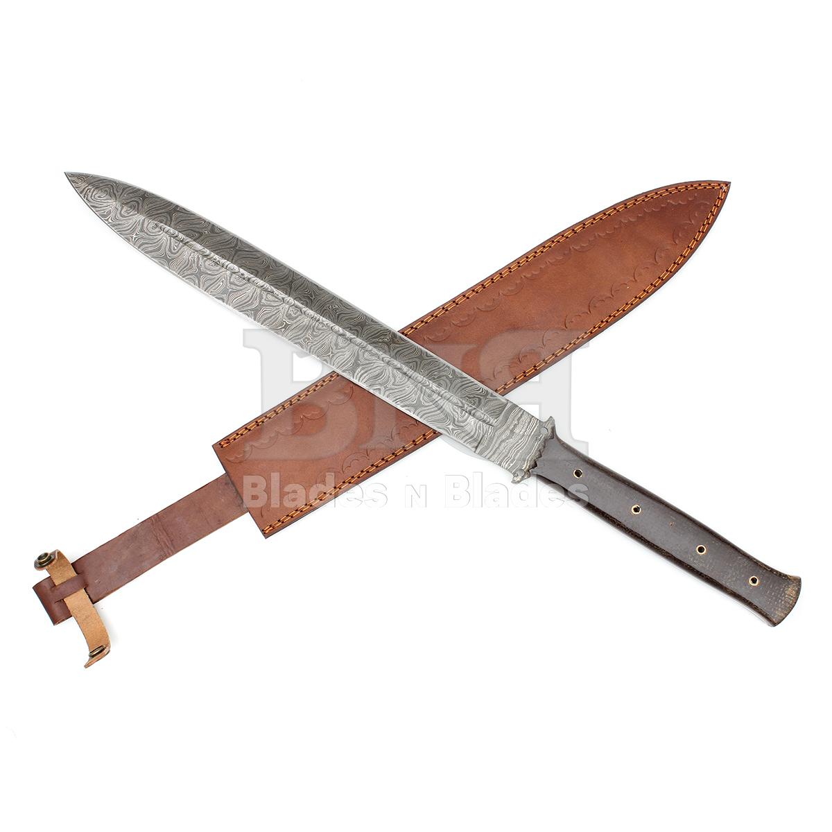 Twist Pattern Blade
Full Tang Brown Micarta Handle